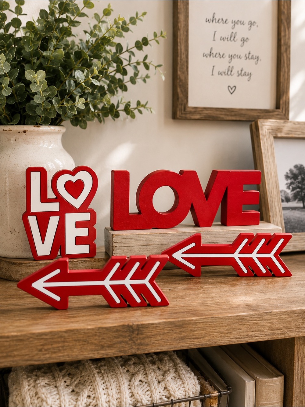 Valentine Love Arrows Home‎ Decor Signs